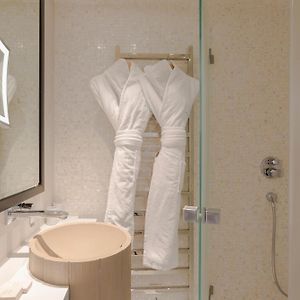 Camera standard con letto king size
